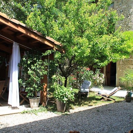 Les Pascals Bed & Breakfast Saint-Paul-lès-Romans Exterior photo