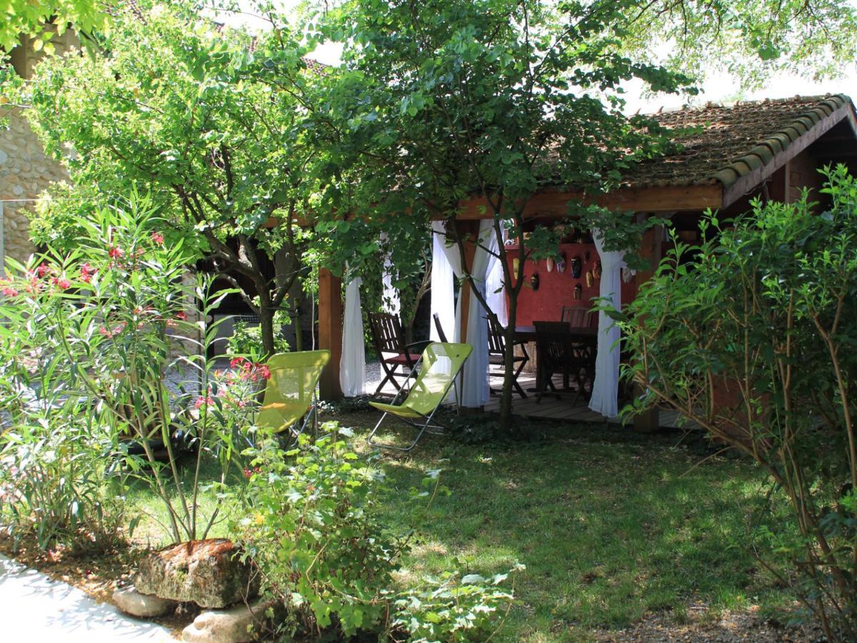 Les Pascals Bed & Breakfast Saint-Paul-lès-Romans Exterior photo