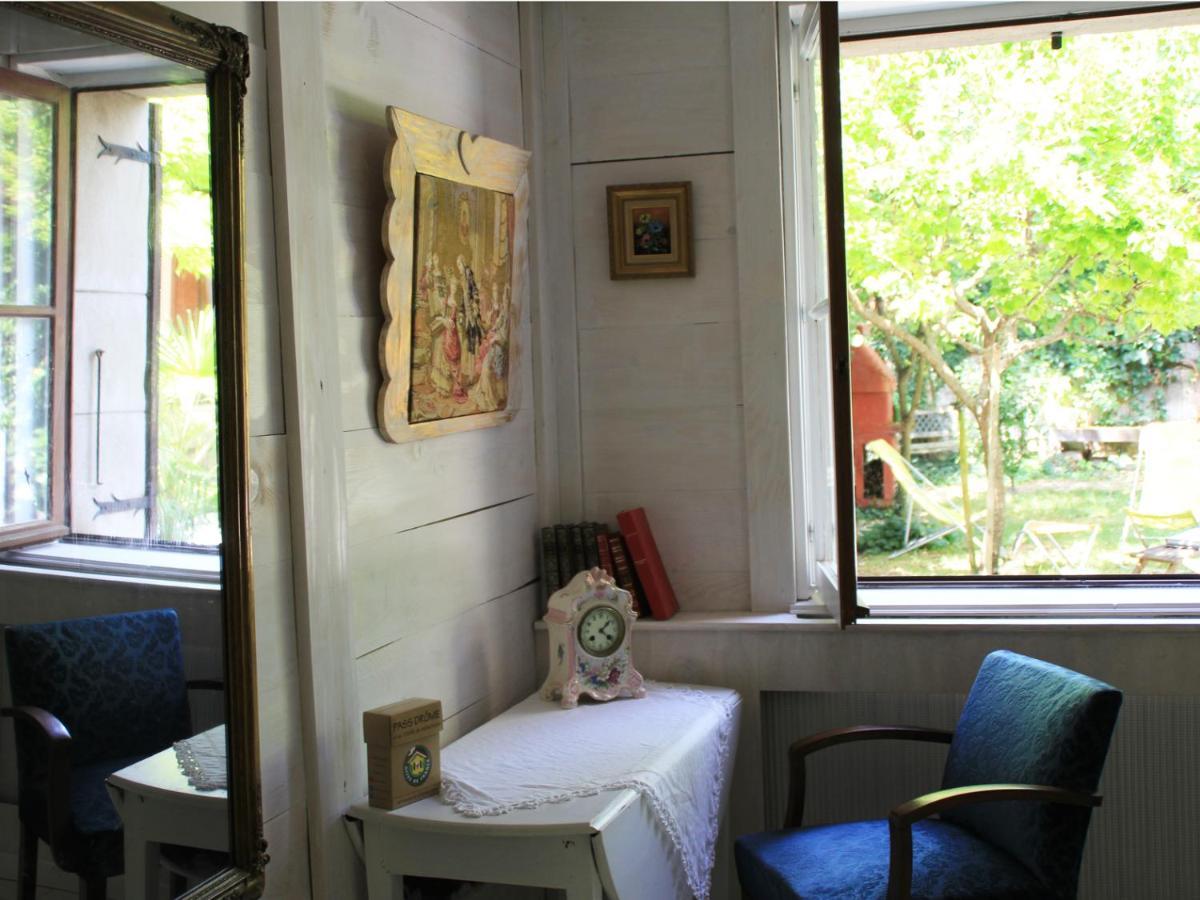 Les Pascals Bed & Breakfast Saint-Paul-lès-Romans Exterior photo