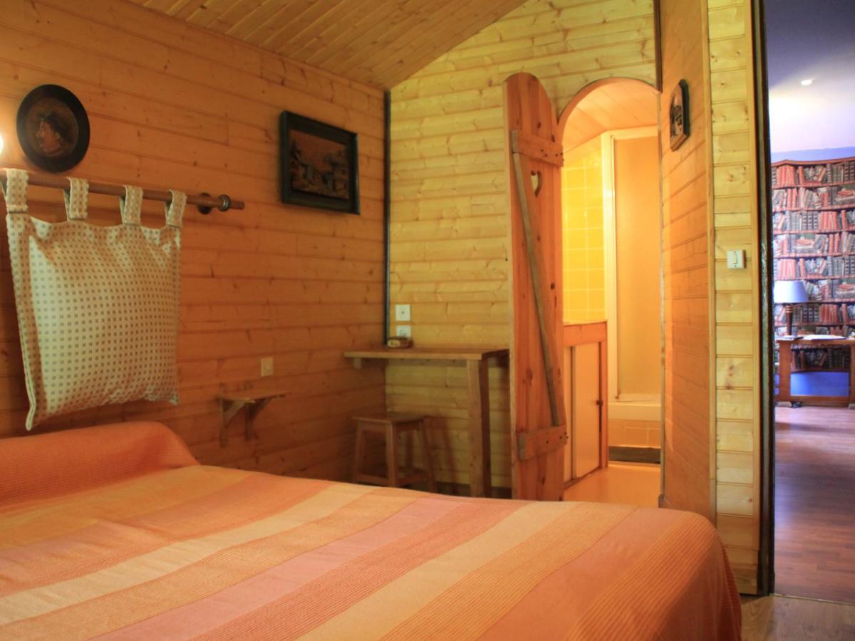 Les Pascals Bed & Breakfast Saint-Paul-lès-Romans Exterior photo